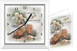 Fotouhr eckig mit weissem Holzahmen, Vornamen der Eheleute, Hochzeitsdatum und Datum der Silberhochzeit