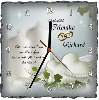 Geschenk zur Perlenhochzeit mit Rosenmotiv